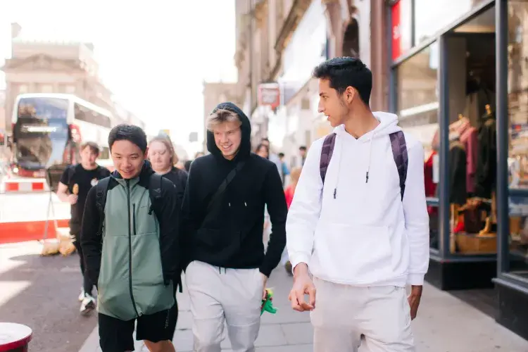 Students walking up the Royal Mile